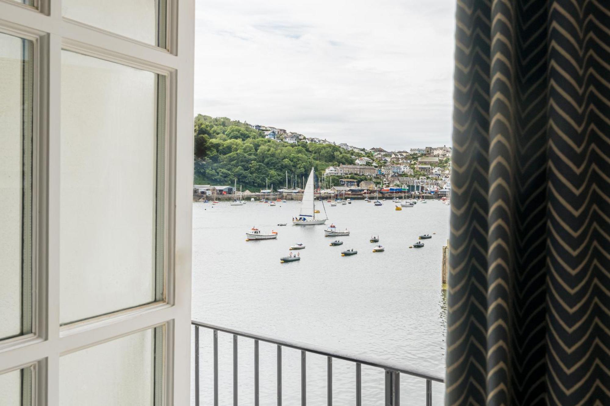 The Old Quay House Hotel Fowey Exterior photo